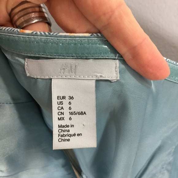 H&M wide leg cropped strapless floral jumpsuit - Picture 10 of 15